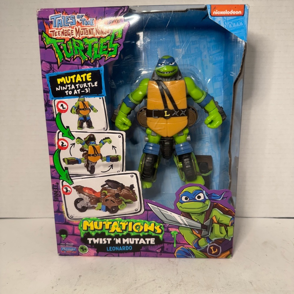 Teenage Mutant Ninja Turtles: Twist N Mutate Leonardo into 3-Wheeled Sling
